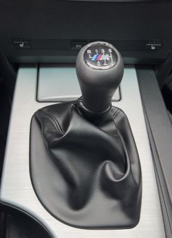 E60 M5 6 Speed Manual Boot