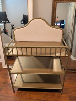 Changing table