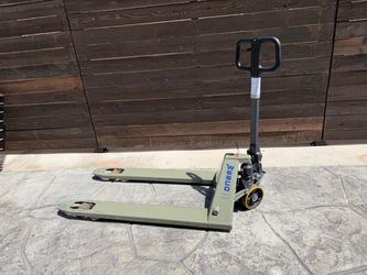 Wesco Quick lift pallet jack commercial only used 1 day asking $425