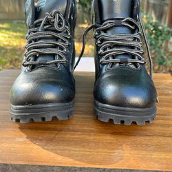 Fila Diviner FS hiking boots in black. 