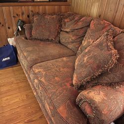 FREE LOVESEAT
