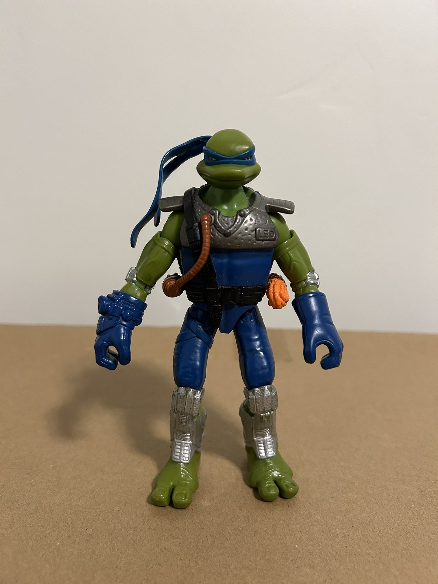 TMNT 2007 Movie Teenage Mutant Ninja Turtles Sub Sewer Leonardo 