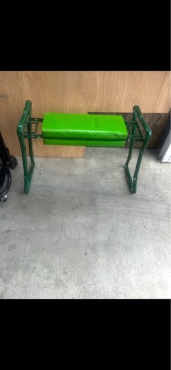 Folding Garden Kneeler and Seat Bench
