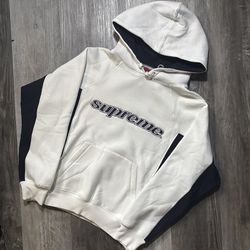 Supreme hoodie
