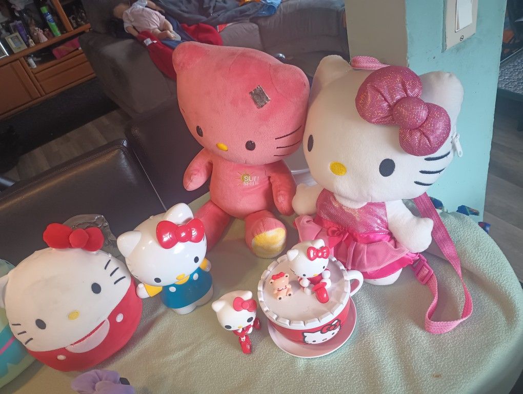 HELLO KITTY COLLECTION