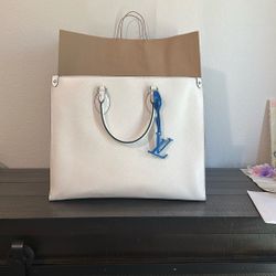 Louis Vuitton On The Go White And Blue Tote