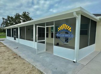 Custom Pergolas, Patio Covers, Decks, Screen Enclosures