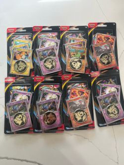 Chaos Rising Single Pack Blister [Reshiram/Moltres] - ME04: Chaos Rising (CRI)