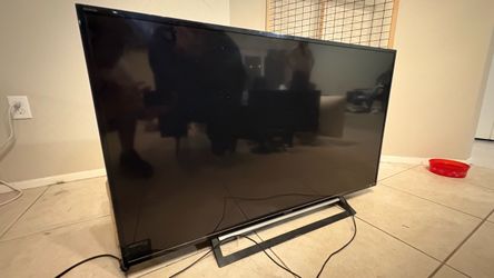 Sony Bravia 48" LED HDTV w/ Remote & Stand – KDL-48R470B – $20 OBO