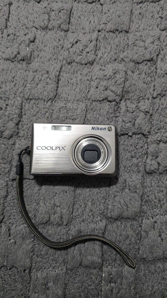 Nikon Digital Camera