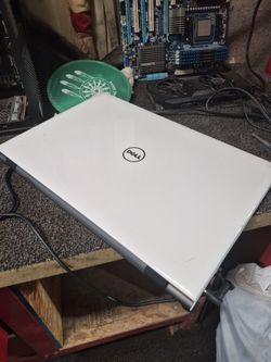 Dell Inspiron 5755 AMD A6 Laptop