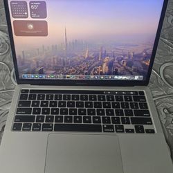 13 Inch MacBook Pro 13" 2020  i7 2.3 GHz 500 GB 16 GB RAM 
