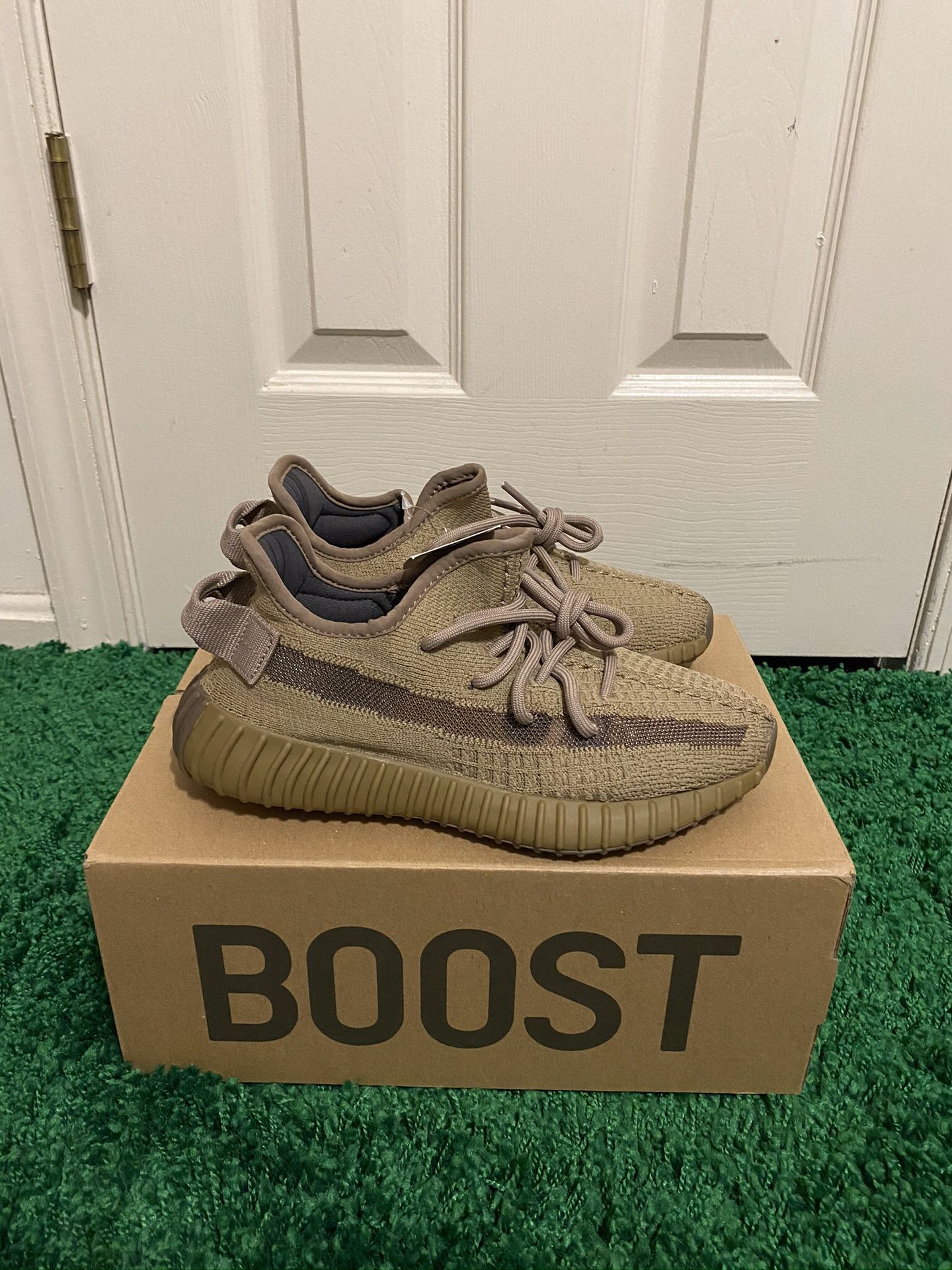 BRAND NEW ADIDAS YEEZY BOOST 350 EARTH SIZES 4 4.5 5