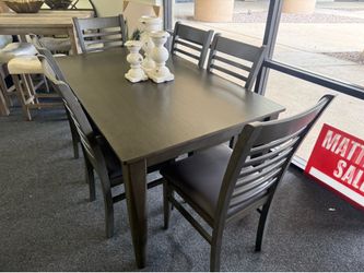 Dining set