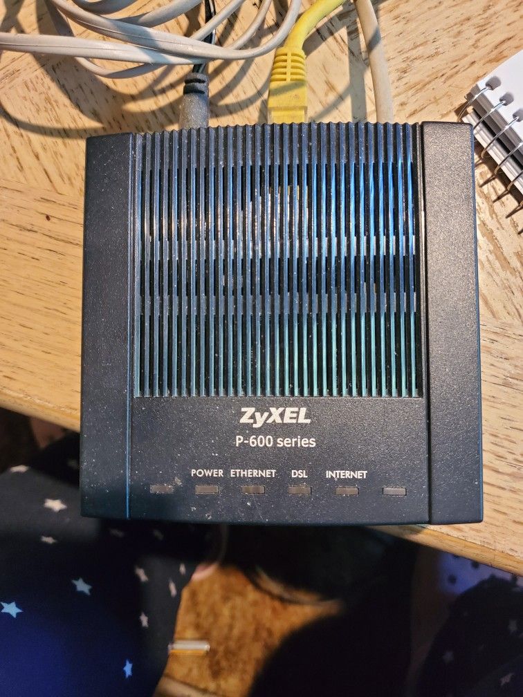 Zyxel P-600 Series Dsl Modem