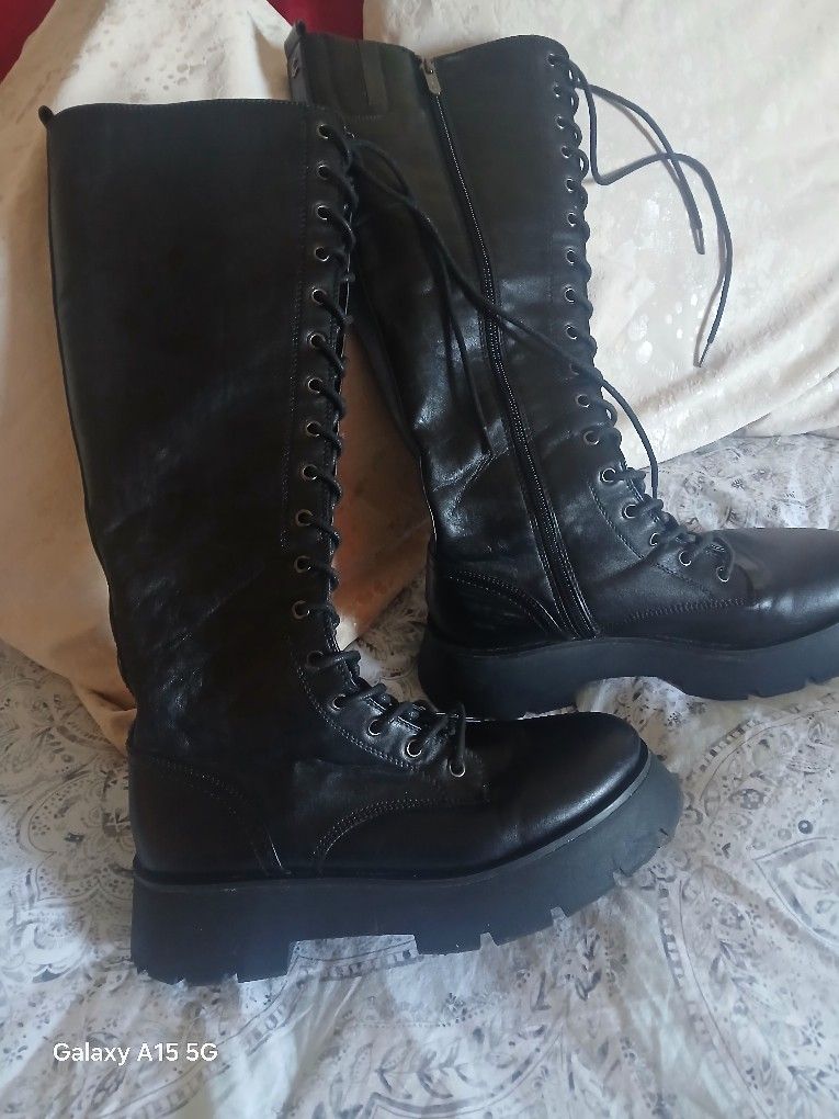 Circus Ladies Knee High Boots