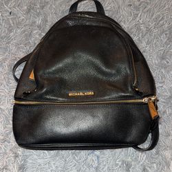 micheal kors rhea backpack 