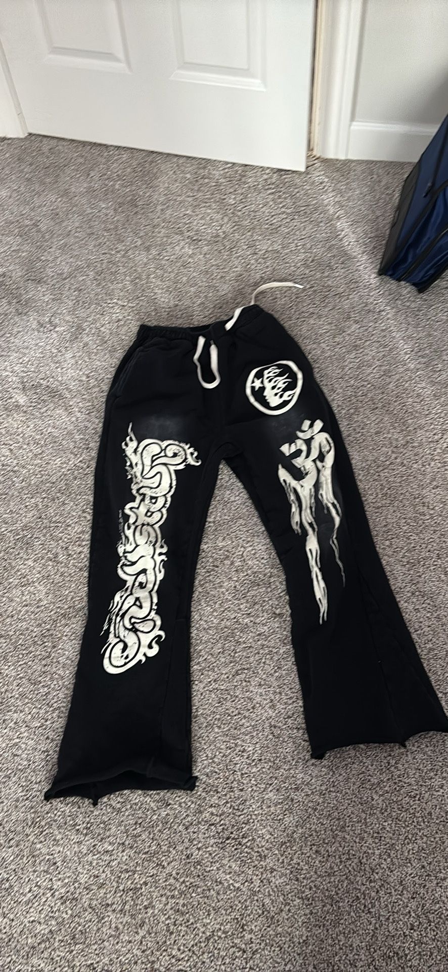 hellstar sweats small