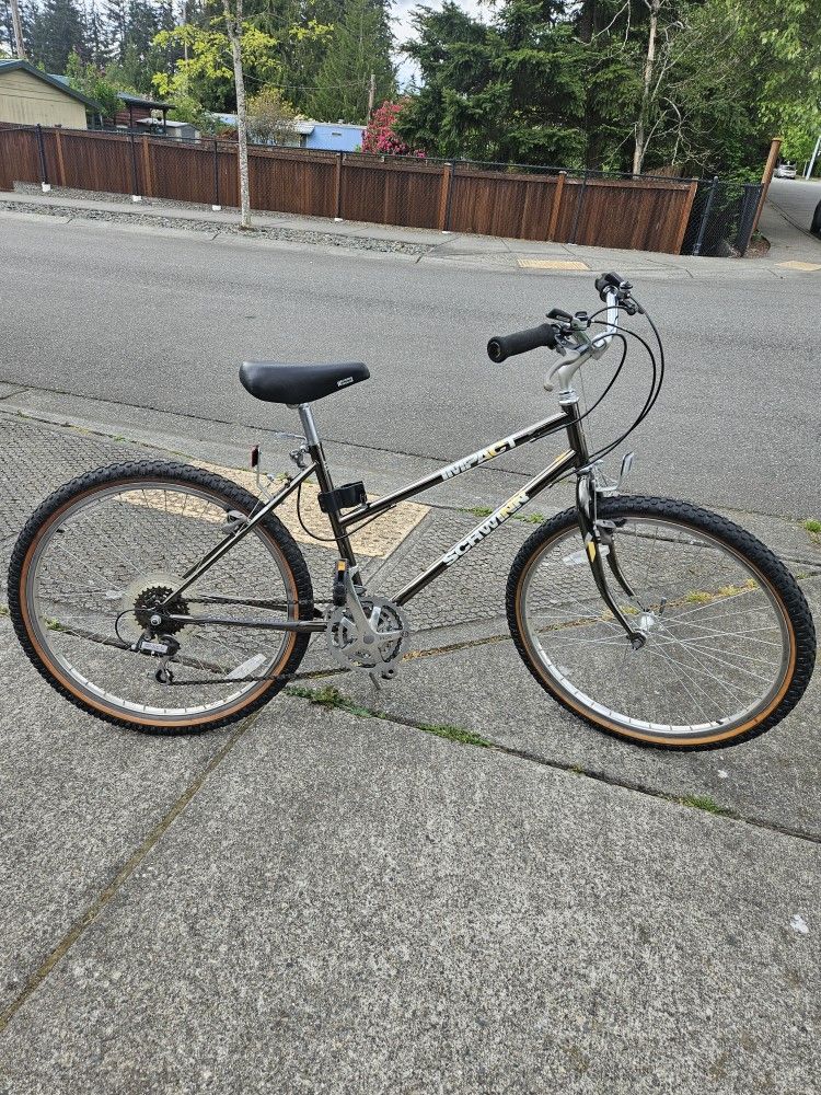 Bike Schwinn Impact 26", Speed 18,Like New