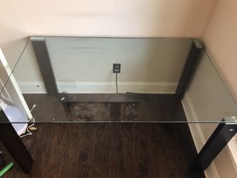 3 by 5 ft , 29” height Glass table