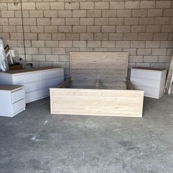 Modern 4 Piece Queen Bedroom Set ( Can Deliver For $10 )