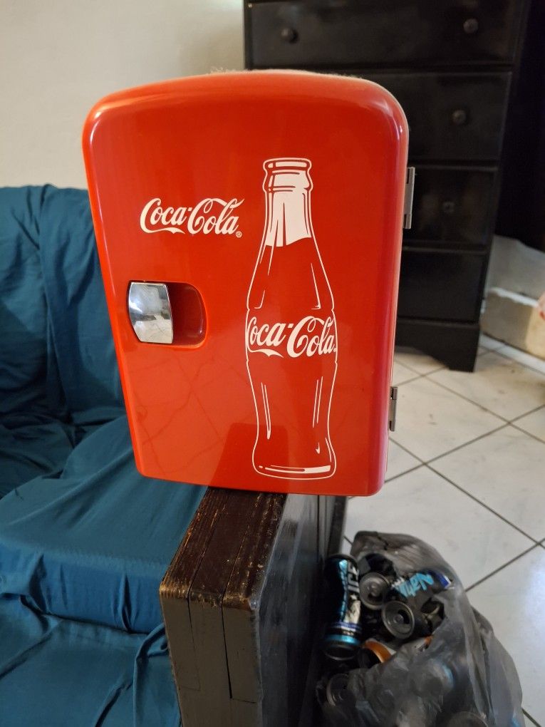 Coca Cola Mini Fridge