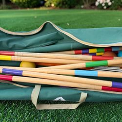 Wooden 6 Player Croquet Set with Carry Bag!
