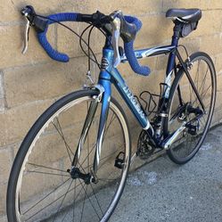 TREK 1500 ROAD BIKE SIZE 54cm
