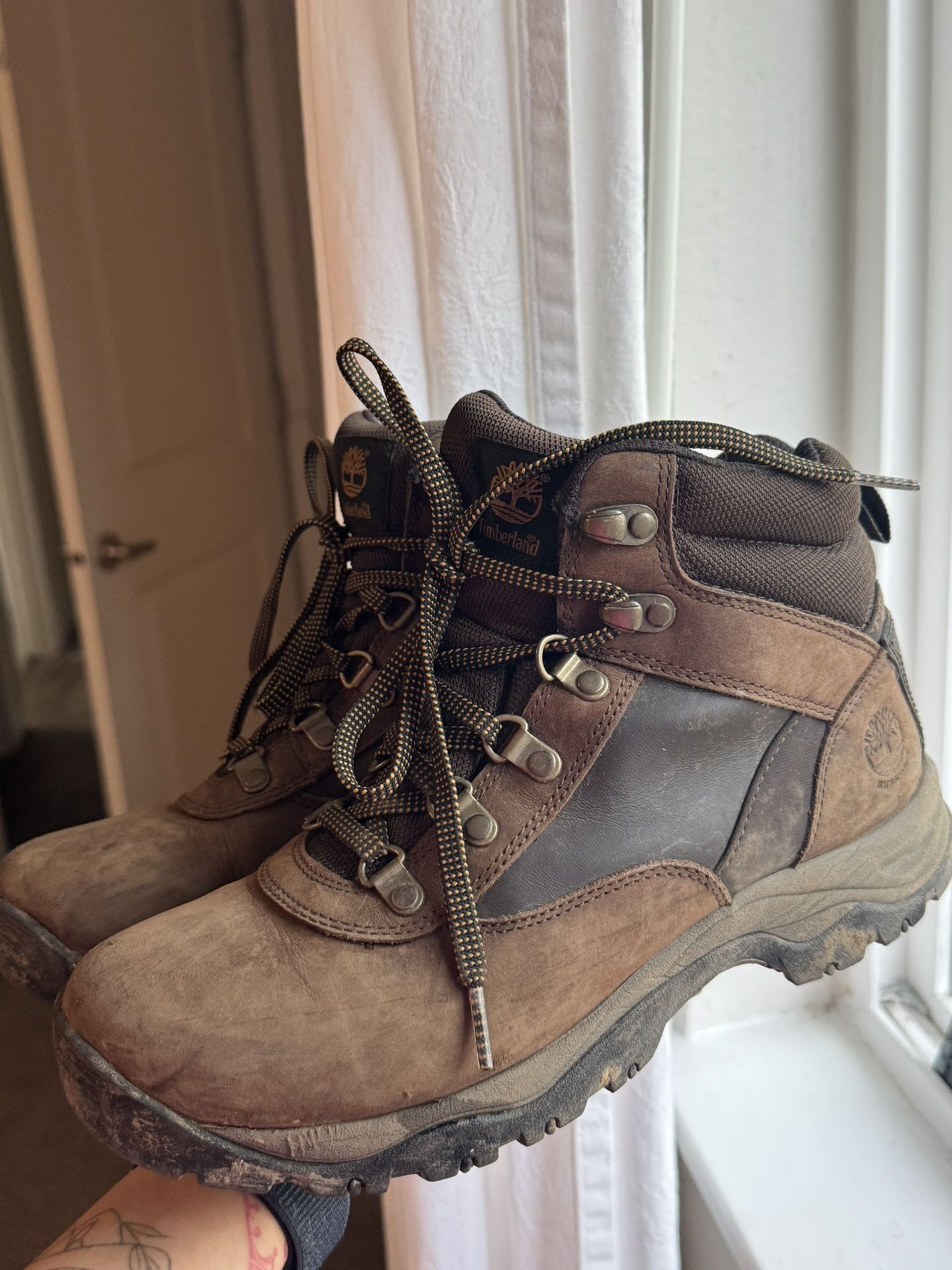 Timberland Hiking Women Boots 8.5