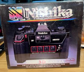 NEW Vintage Nishika N8000 35mm 3D Camera