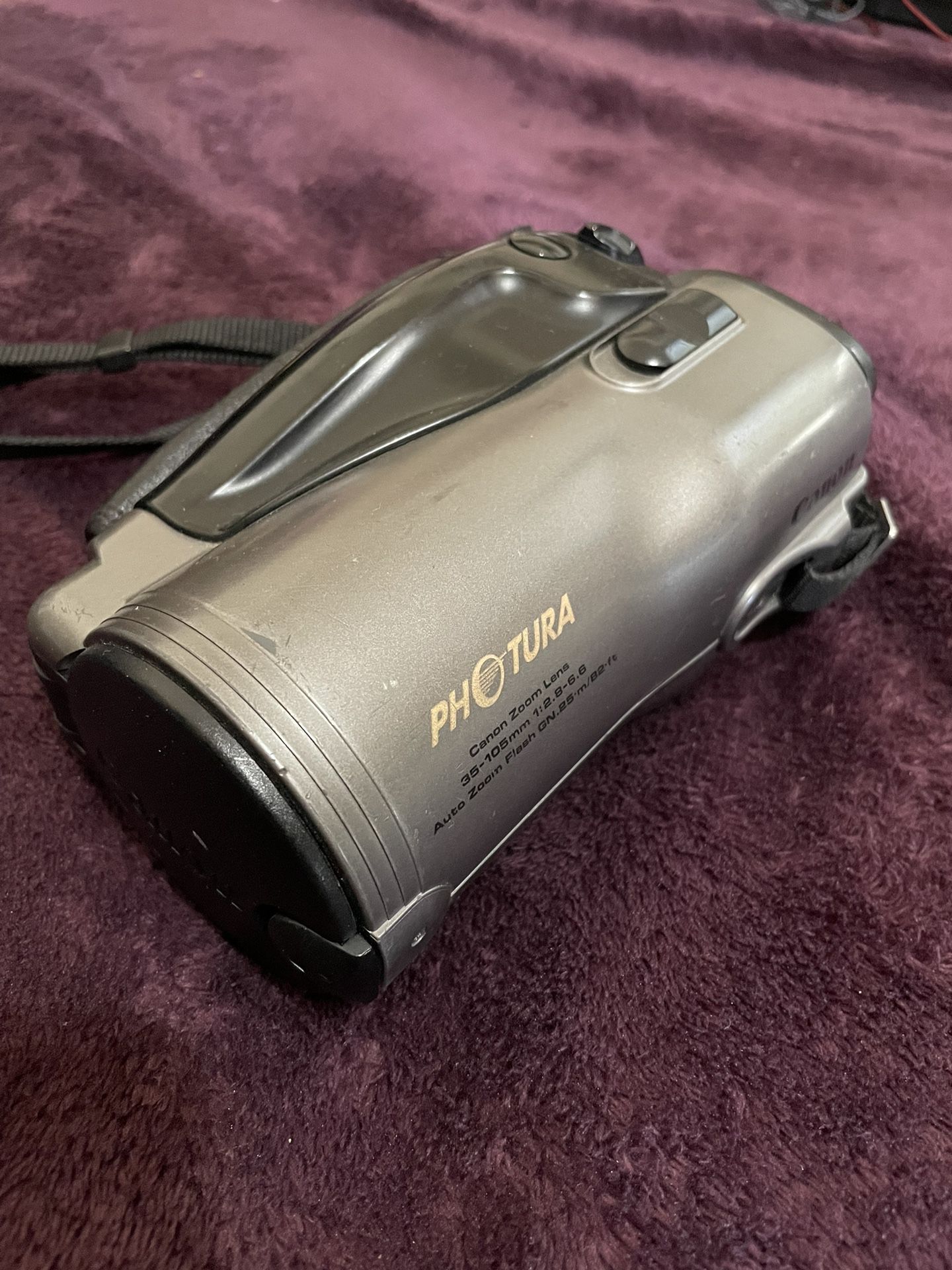 Canon Photura 35mm Film Camera 