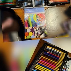 Artist's LOFT Art Set in the Case