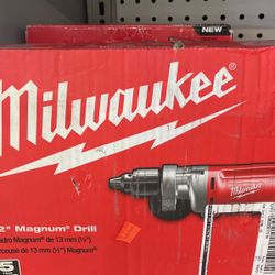 1/2" MAGNUM® DRILL TALADRO MAGNUM® DE 13 MM (½") PERCEUSE DE 13 MM (½") MAGNUM 