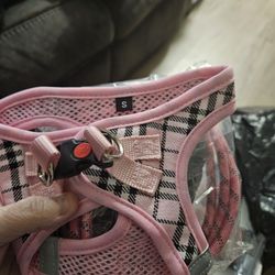 BEAUTYZOO Small Dog Harness and Leash Set,Step in No Choke No Pull Soft Mesh Dog Harnesses Reflective for Extra-Small Medium Puppy 