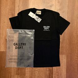 BRAND NEW Black Gallery Dept T-Shirt Size Medium