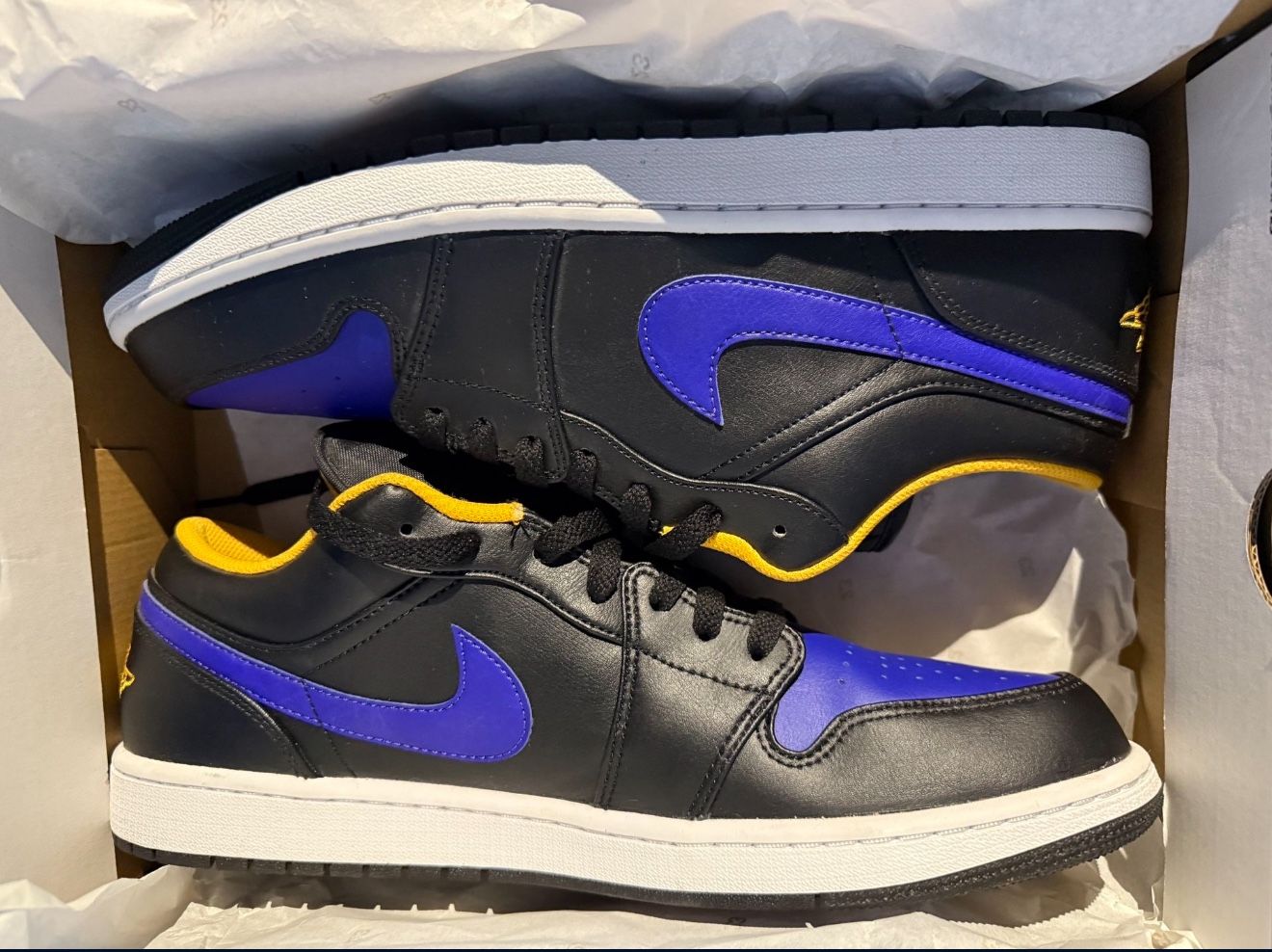 Jordan 1 Low Dark Concord