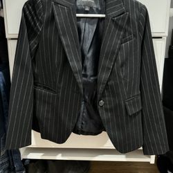 Banana republic woman size 4, pinstripe blazer