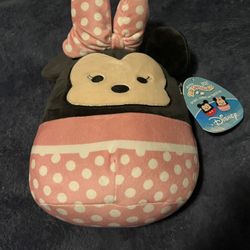 Disney Minnie Mouse 8” Squishmallow NWT 