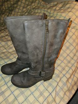 Boots 👢 Size 7 Gray