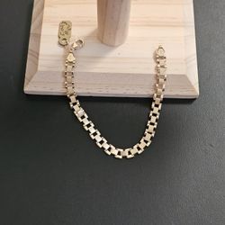 10k Gold Bracelet 7.5 Inch