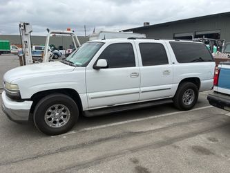 2004 Chevrolet Suburban