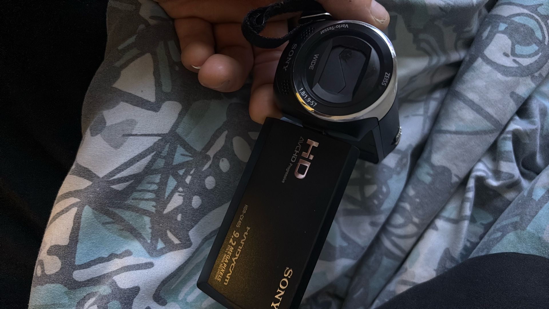 Sony Handycam HDR-CX505