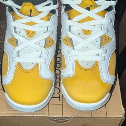 Air Jordan 6 Retro "Yellow Ochre