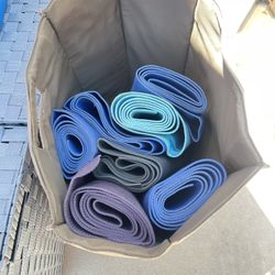 Yoga Mats & Sleeping Bags