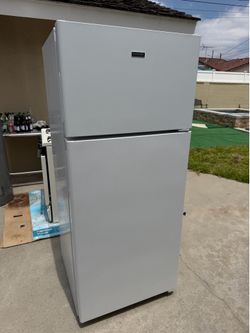 HOTPOINT REFRIGERATOR