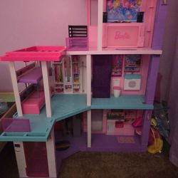 Barbie Doll House 
