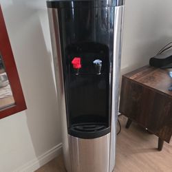 Hot And Cold Water Dispenser