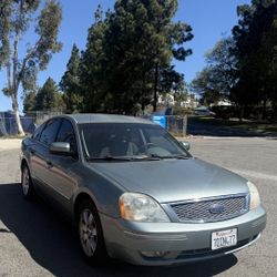 2006 Ford Five Hundred SEL 4D CLEAN TITLE LOW MILEAGE