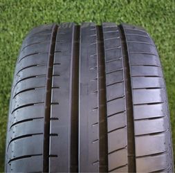 245 50R19 Bridgestone Alenza 001 Run Flat with 70% Tread 6/32 105W SKU 27905 Grade A Tires