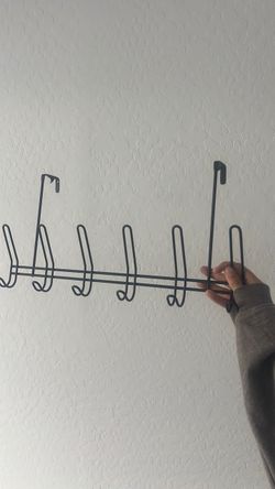 Black Metal Over-the-Door Hook Rack